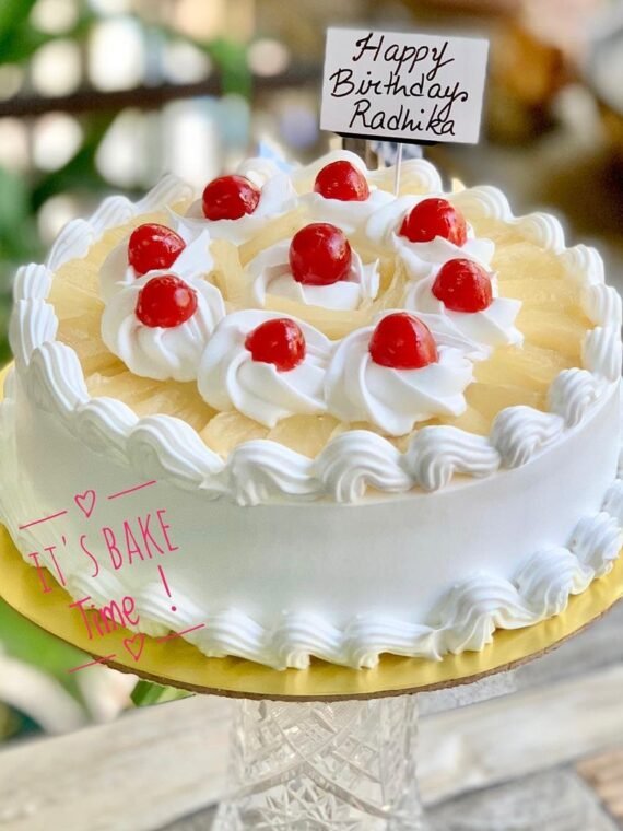 Vanilla Flavoured Cakes