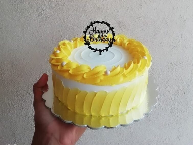 Pineapple Creamy Cakes